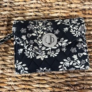 Vera Bradley wallet/clutch